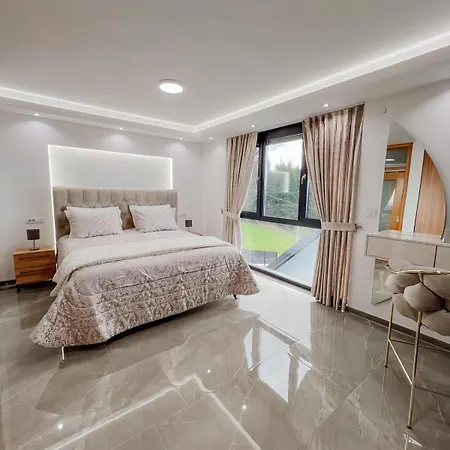 Bosanska Zvijezda Villa *